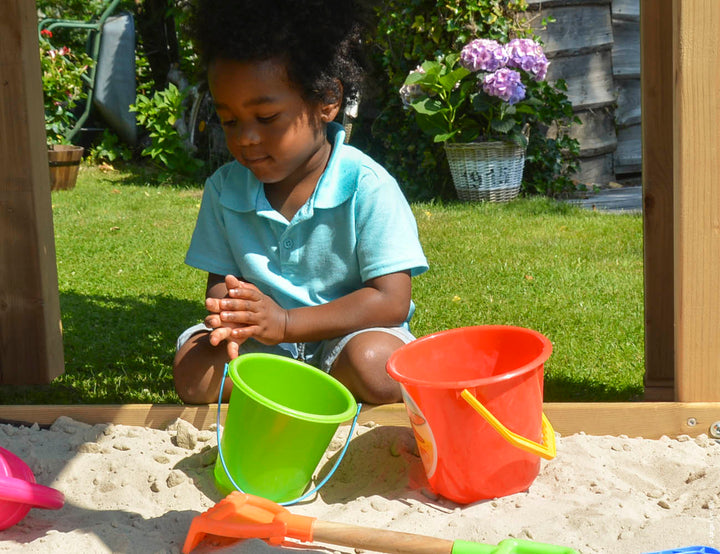 Jungle Hut | Wooden climbing frame with swings & climbing net